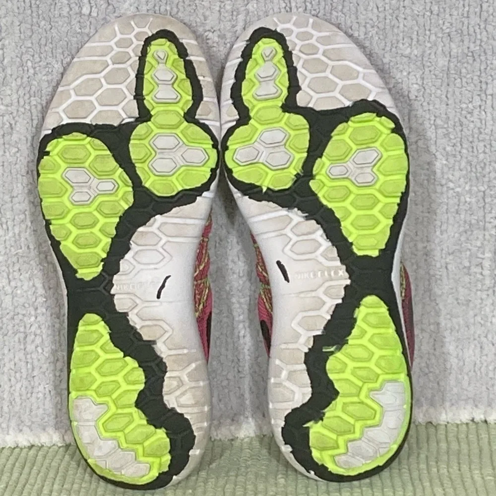 Nike Youth Pink Flex Fury 2 (GS) Running Sneaker Shoes Youth 7Y or Womens Sz 8.5